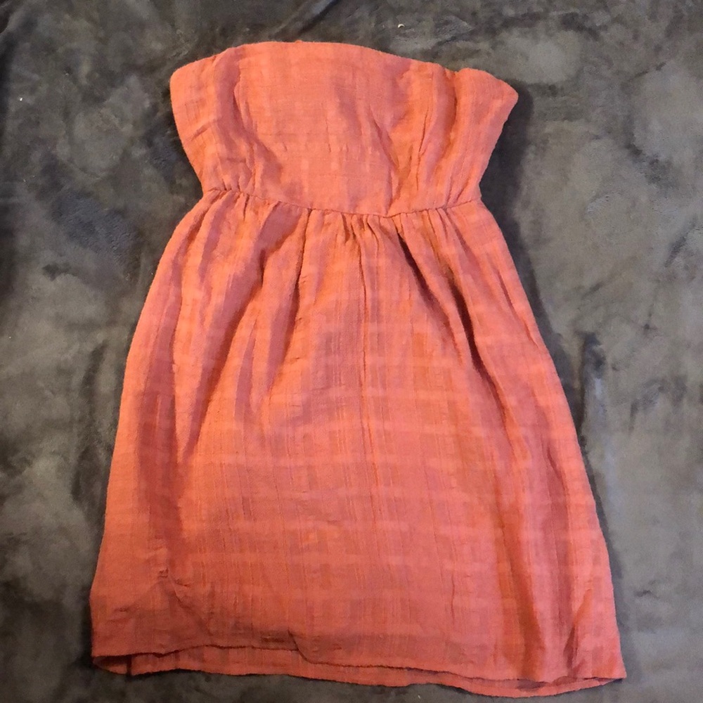 strapless dress